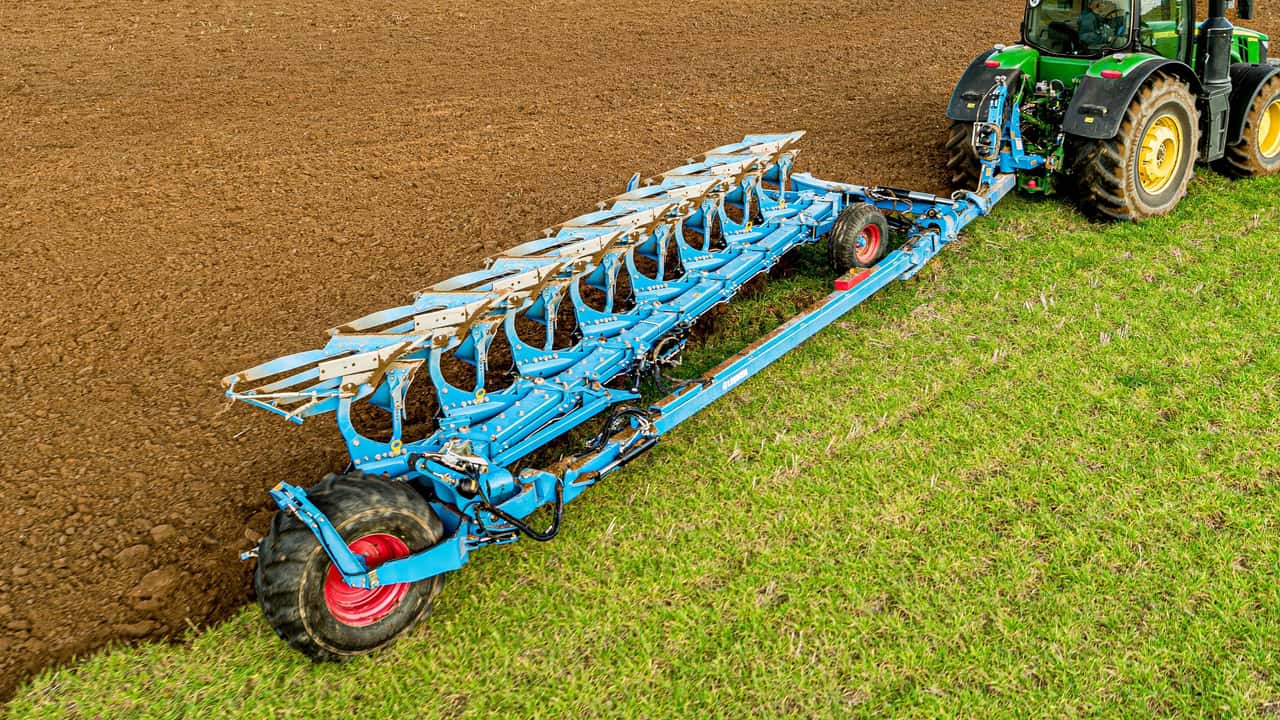 Lemken a EIMA 2024: Diamant 18, aratro trainato robusto