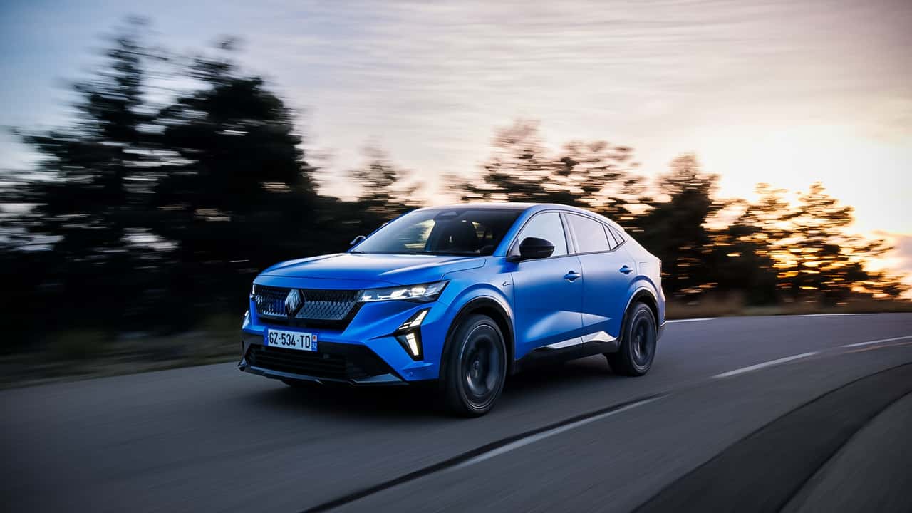 Renault 'enriquece' los Austral, Espace y Rafale 