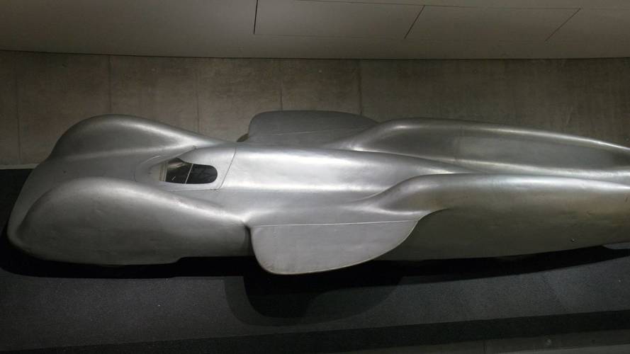 Mercedes-Benz T80