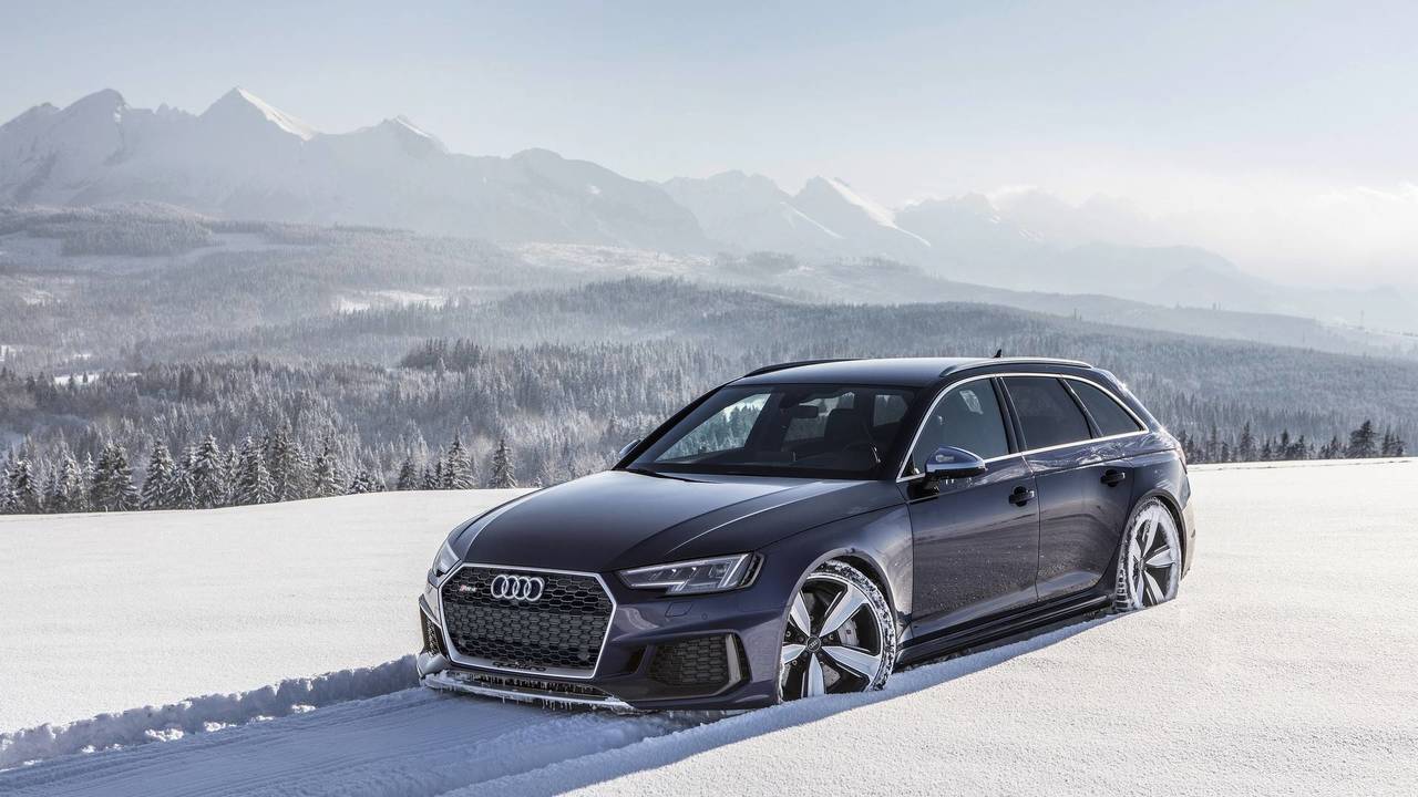 Turns Out The Audi Rs4 Avant Doubles As An Efficient Snow