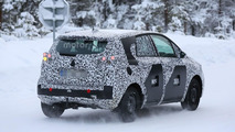 Opel Meriva spy photo