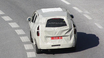 Dacia MPV aka Popster first spy photos 06.07.2011