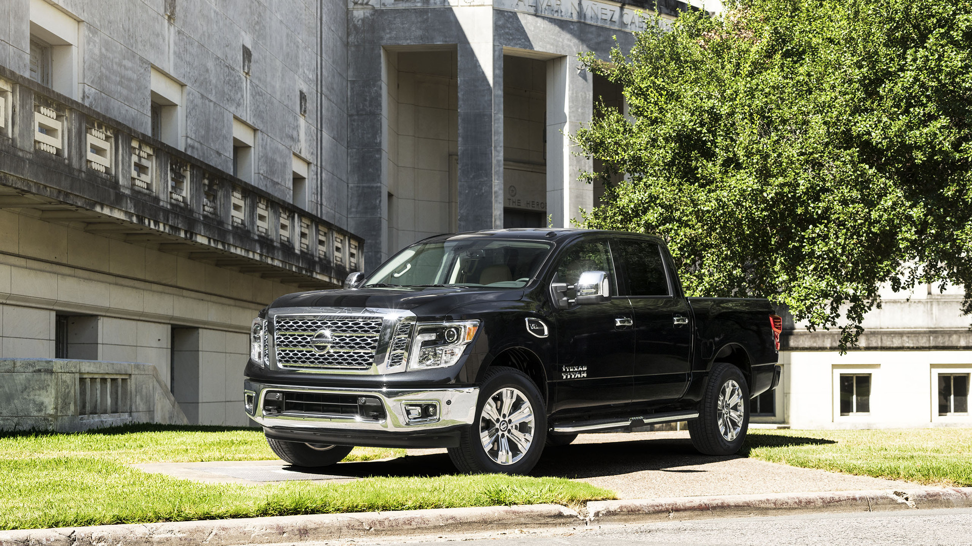 Texas Edition Trucks >> Nissan Texas Titan Edition Trucks Debut With Extra Chrome At Texas Edition Trucks >> Nissan Texas Titan Edition Trucks Debut With Extra Chrome At