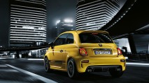 Makyajlı Abarth 595, ekstra 5 bg ile geliyor