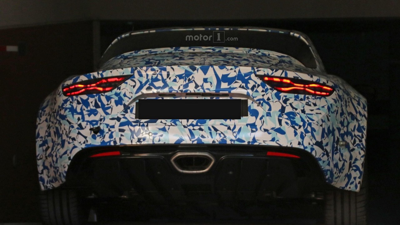 2017 Alpine spy photo