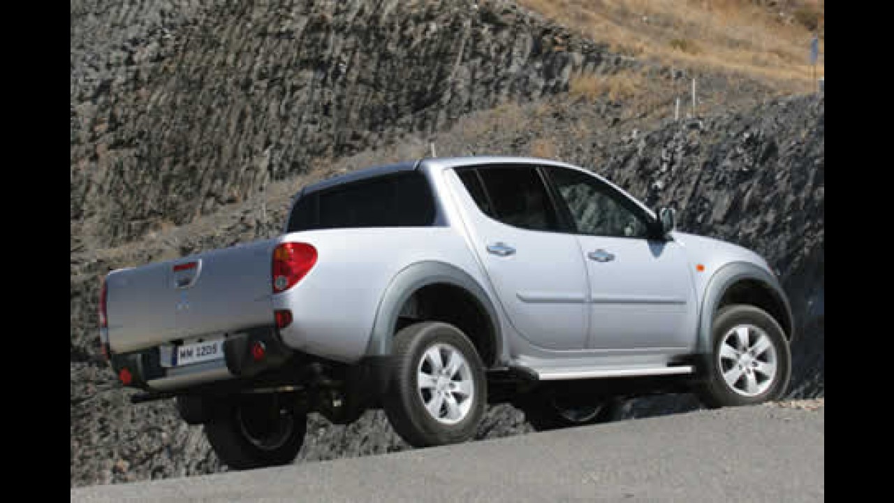 Nova Mitsubish L200 Triton muda para competir com a Toyota Hilux
