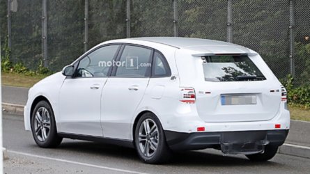 2019 Mercedes B-Serisi Yeni Casus Fotoğraflar