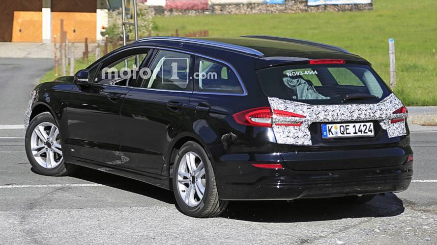Ford Mondeo Wagon facelift spy photo
