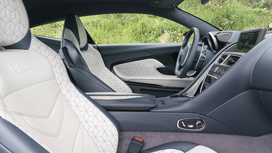 Aston Martin DBS Superleggera 2019