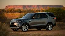 Land Rover Discovery tows land train across the Outback