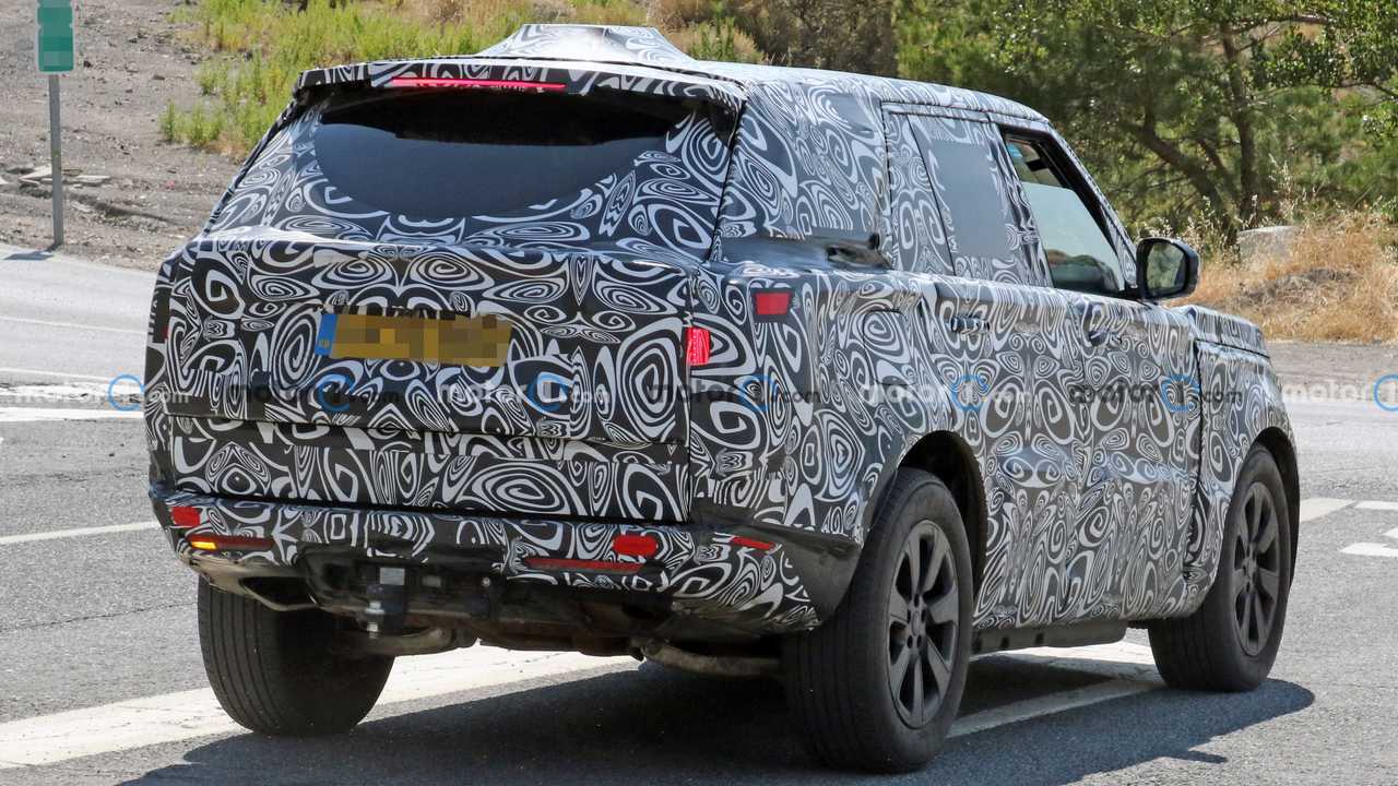Nuova Range Rover PHEV, le foto spia