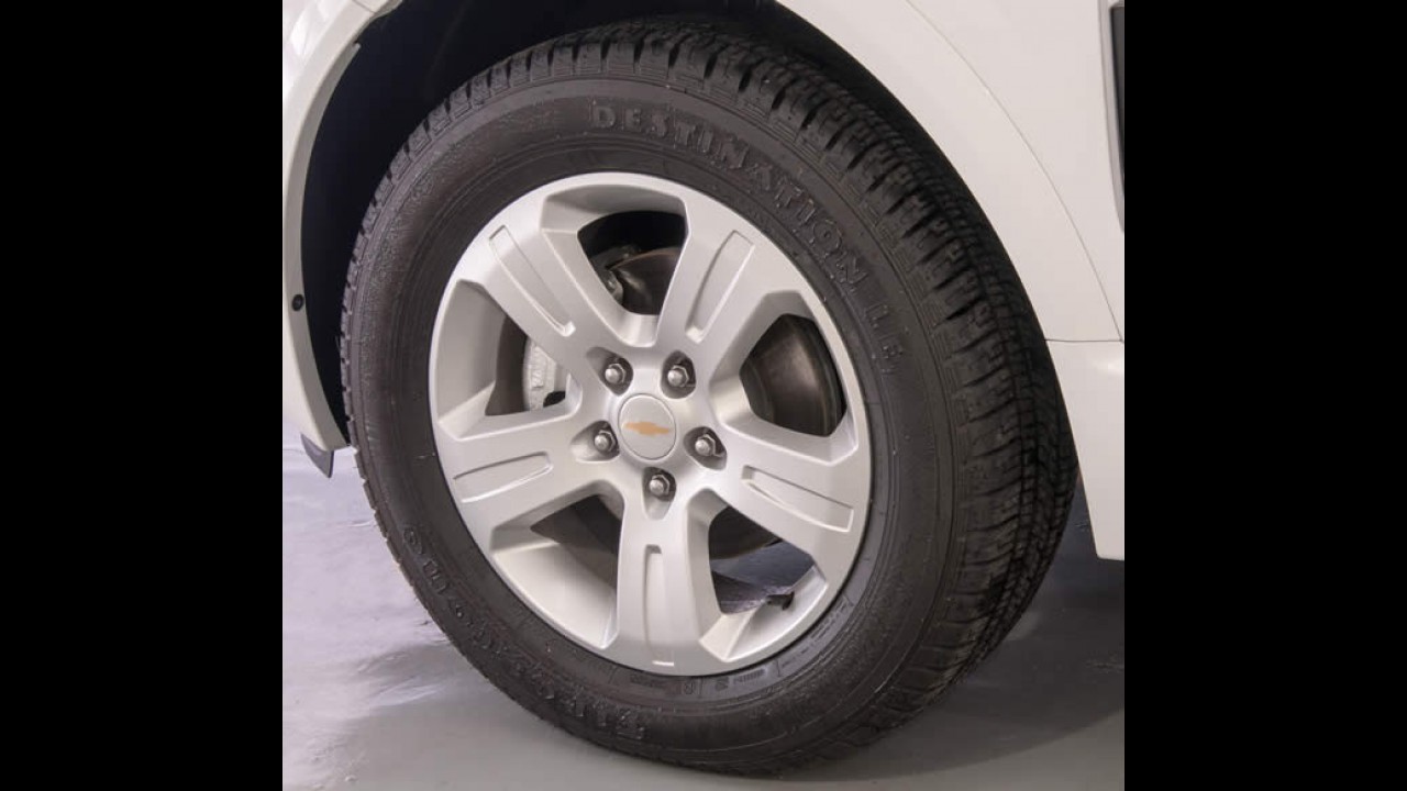Chevrolet Captiva 2014 chega somente com motor 2.4 por R$ 98.990