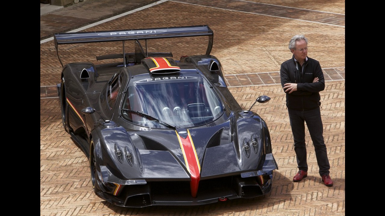 Pagani apresenta o exclusivo Zonda Revolucion