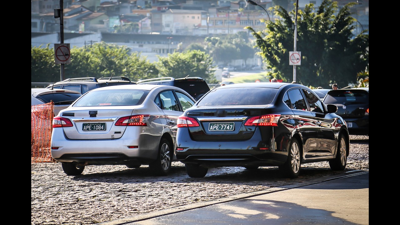 Flagra: novo Sentra 2014 se apronta para o lançamento