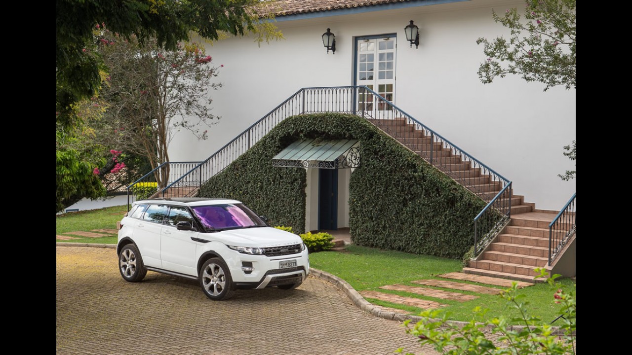 Volta Rápida: Evoque 2014, agora com nove marchas, fica ainda melhor