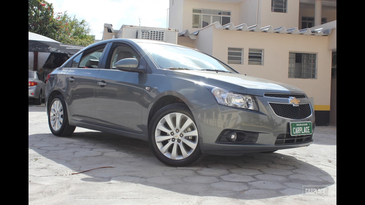 SEDÃS MÉDIOS, resultados de setembro: Corolla volta à liderança e Fluence ultrapassa Jetta