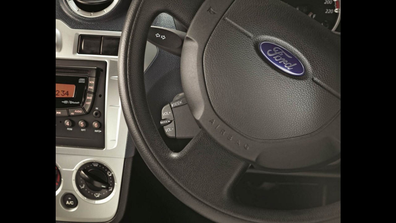 Ford Figo reestilizado é lançado na Índia - Veja a galeria de fotos