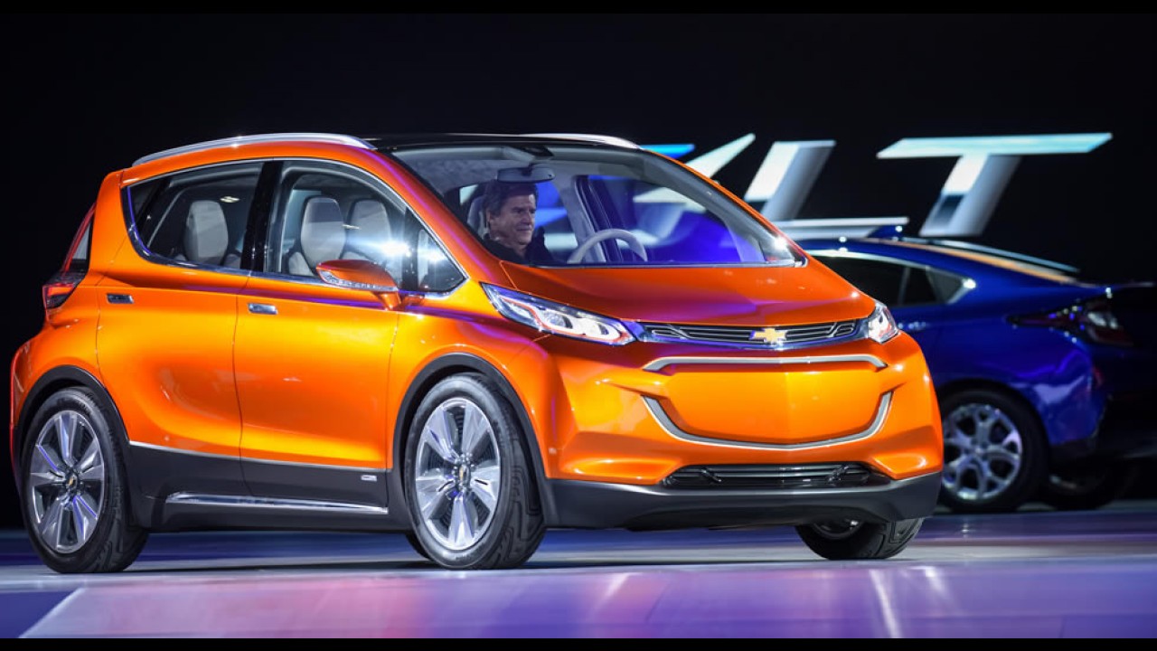 Salão de Detroit: veja as impressões do elétrico Chevrolet Bolt