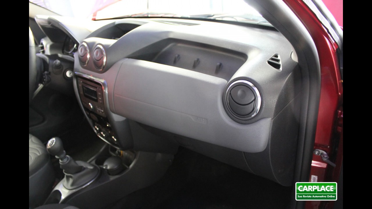Renault Duster: Confira detalhes da parte interna com fotos em alta resolução