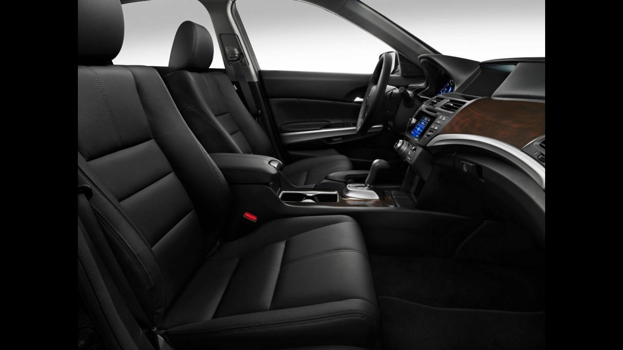 Honda divulga fotos e preços do renovado Accord Crosstour 2013 nos Estados Unidos