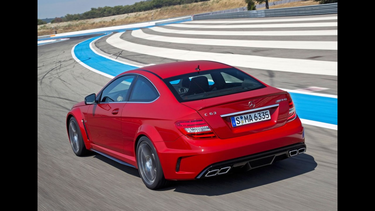 Mercedes-Benz C63 AMG Coupé Black Series chega oficialmente ao Brasil por US$ 337,8 mil
