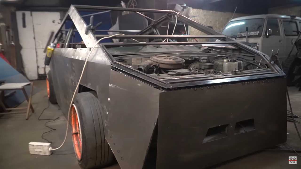 The Russian Cybertruck Has A Lada Samara Soul And Burns Gas