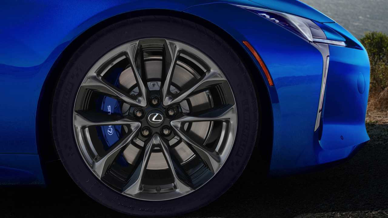 Lexus LC 500 Cabrio, subasta con fines benéficos