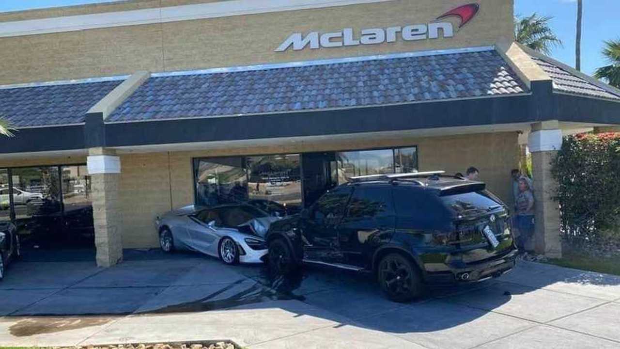 BMW X5 vs McLaren 720S