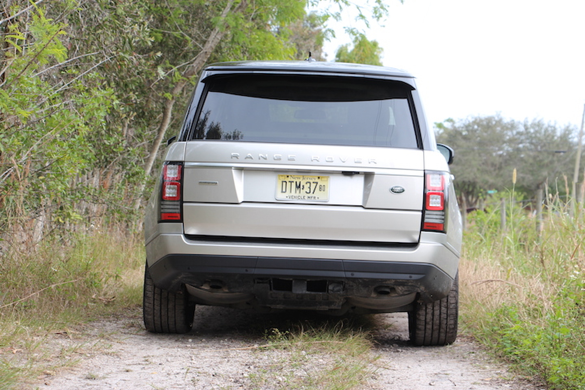 The 2016 Range Rover is Way Better Than the Kardashians Make It Look: Review