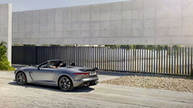 2017 Jaguar F-Type SVR