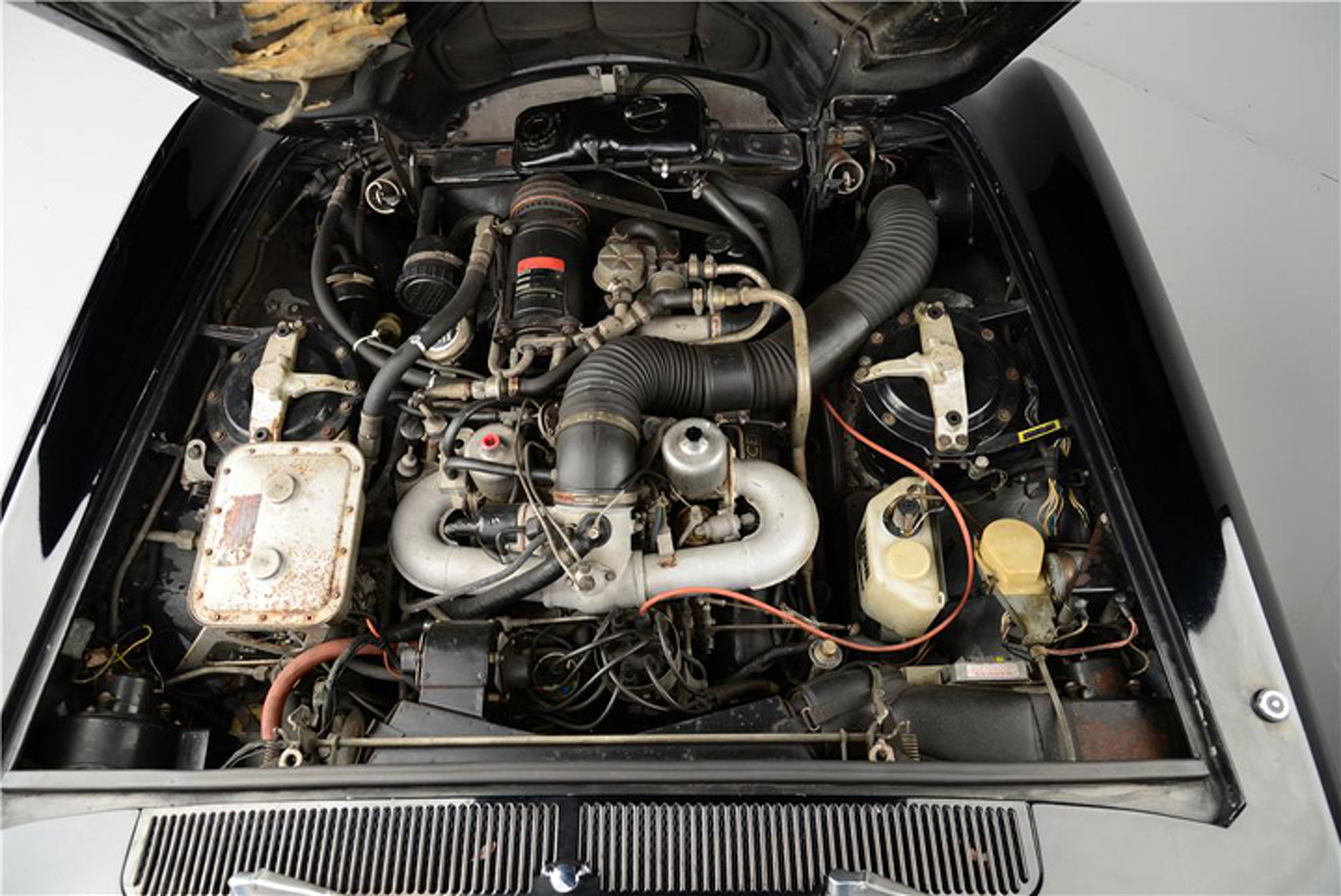 Buy Johnny Cash's Custom 1970 Rolls-Royce Silver Shadow