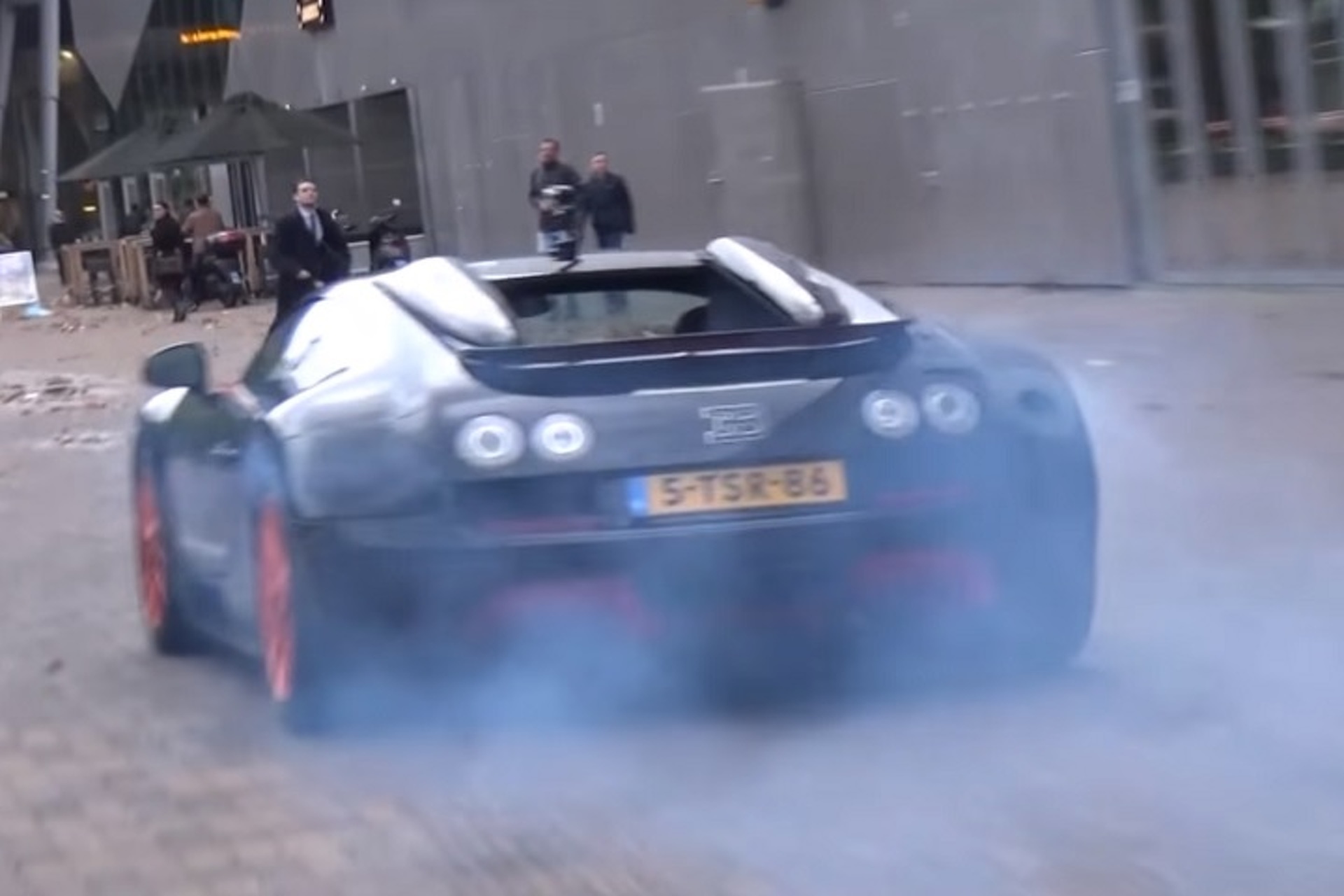 Watch a Bugatti Veyron Do a Smoky Four-Wheel Burnout