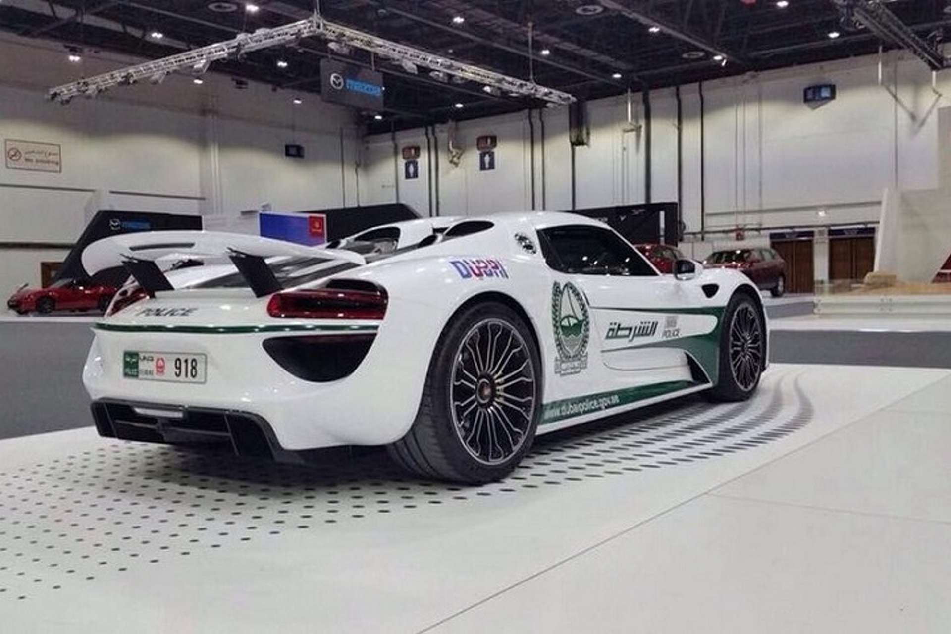 Dubai Police Add Porsche 918 Spyder to Their Supercar Fleet