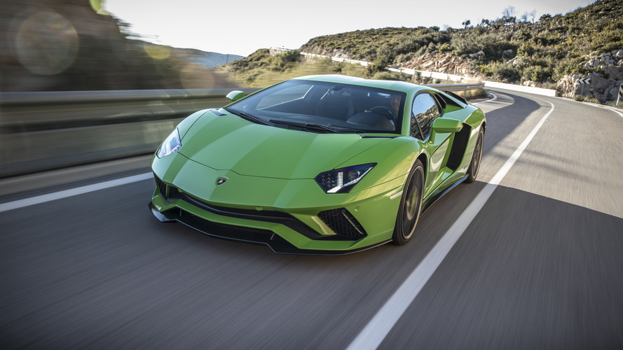 2017 Lamborghini Aventador S Coupe
