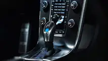 2017 Volvo V60 Polestar: Review