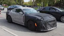 Ford Mustang Shelby GT350 veya GT500 casus fotoğrafları