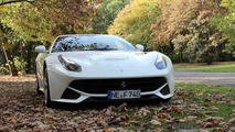 Ferrari F12 Berlinetta reaching 300 km/h on Autobahn in Germany video screenshot