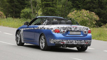2014 BMW 4-Series Convertible spy photo 04.07.2013