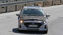 Yeni Hyundai i10 Bol Kamuflajlı Casus Fotoğrafları