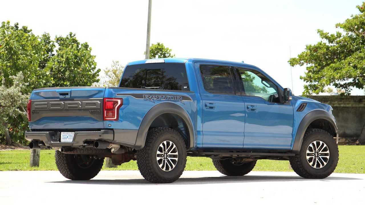 2019 Ford F-150 Raptor: Driving Notes