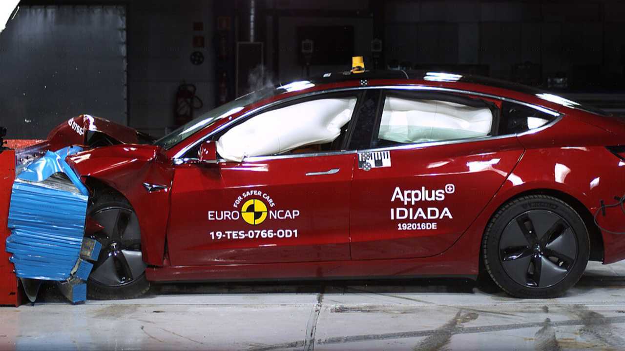 Tesla Model 3 crash test
