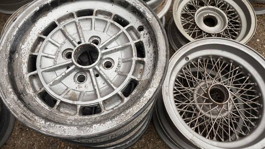 Pieces supercars conteneur Coys 3