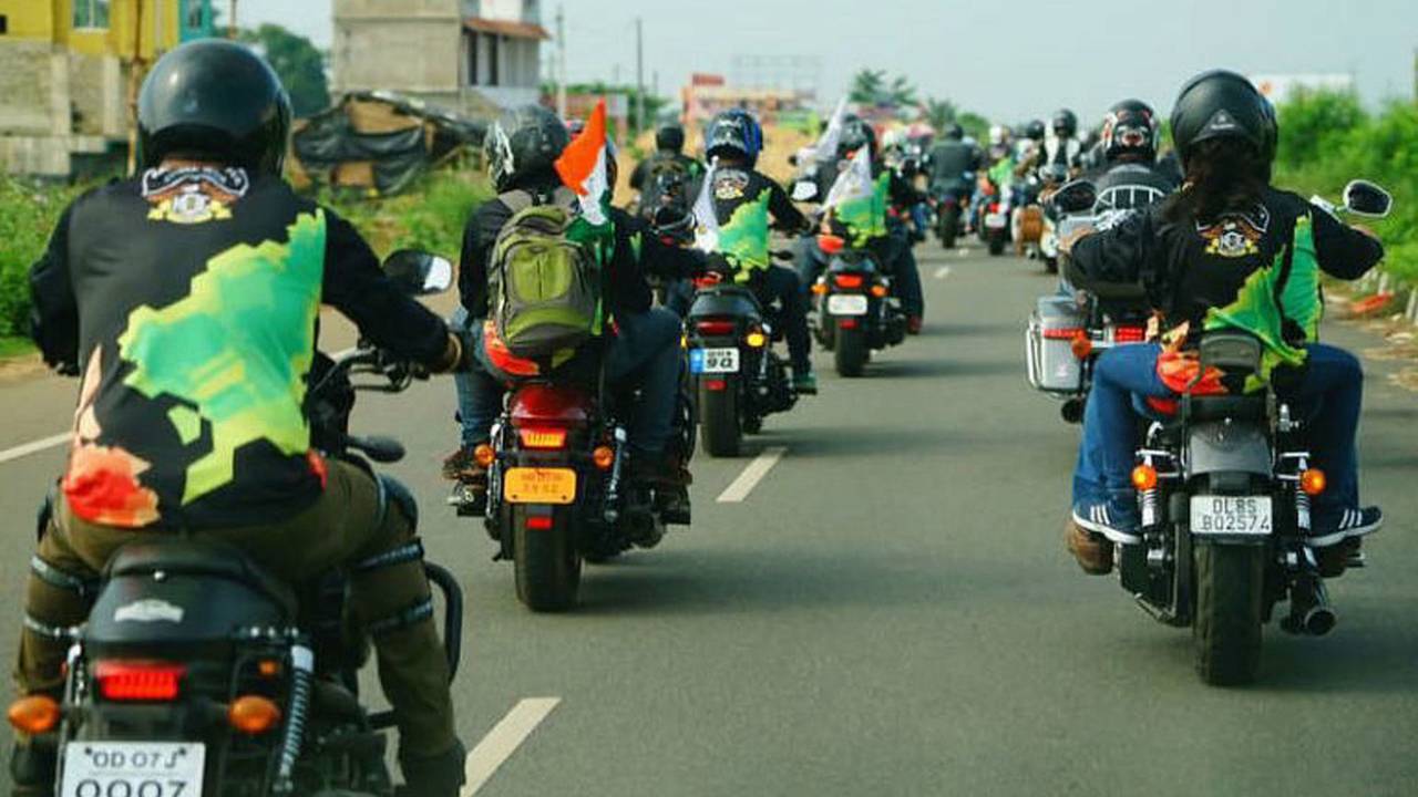 Motorcyclists Celebrate Indian Independence Day