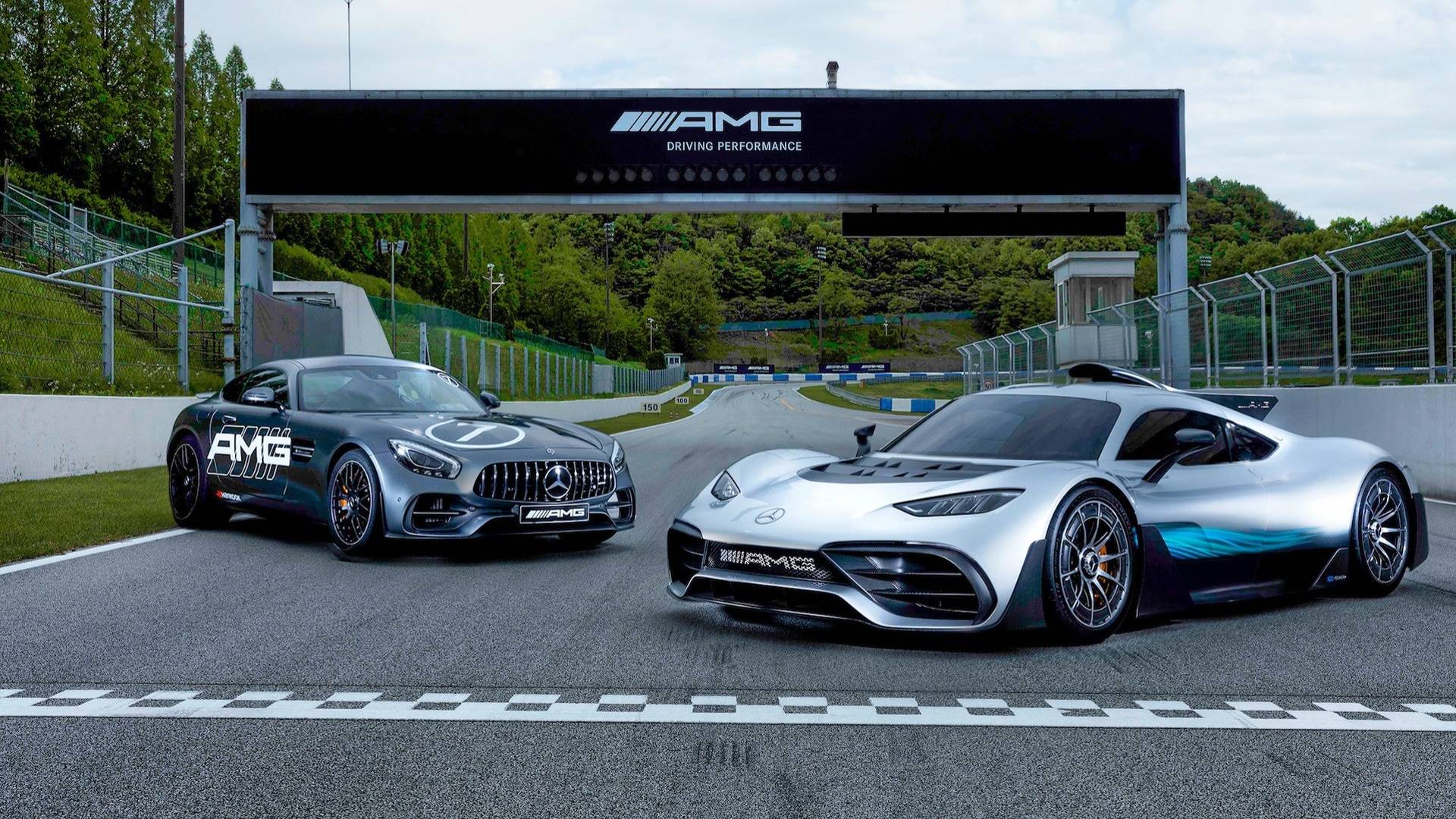 Mercedes Amg Project One Inaugurates New Amg Speedway In Korea