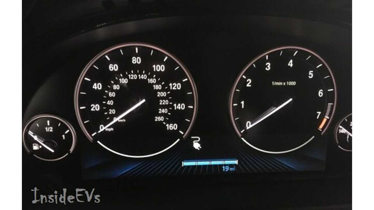 BMW x5 xDrive40e - Image Credit: Michael Beinenson / InsideEVs