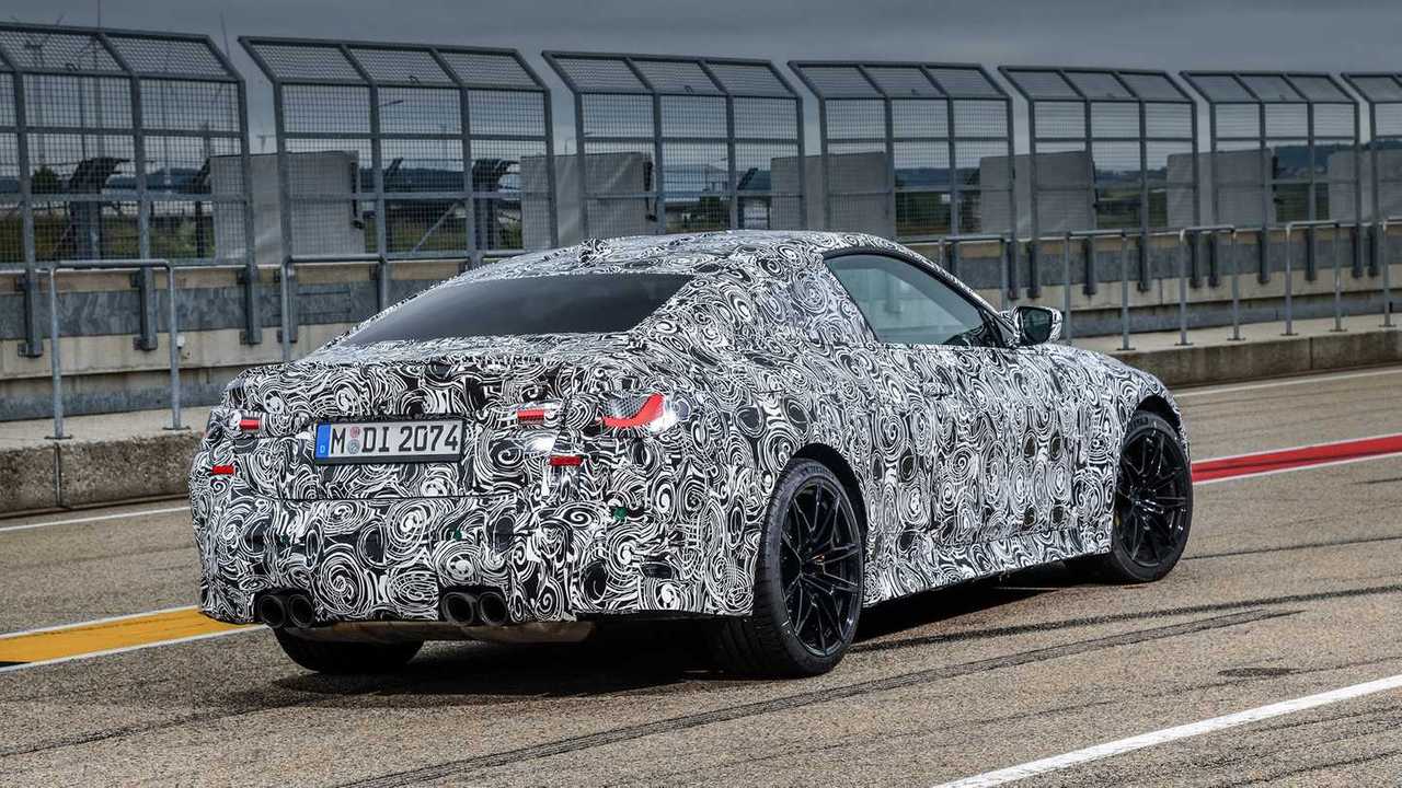BMW M4 (2020) in pista