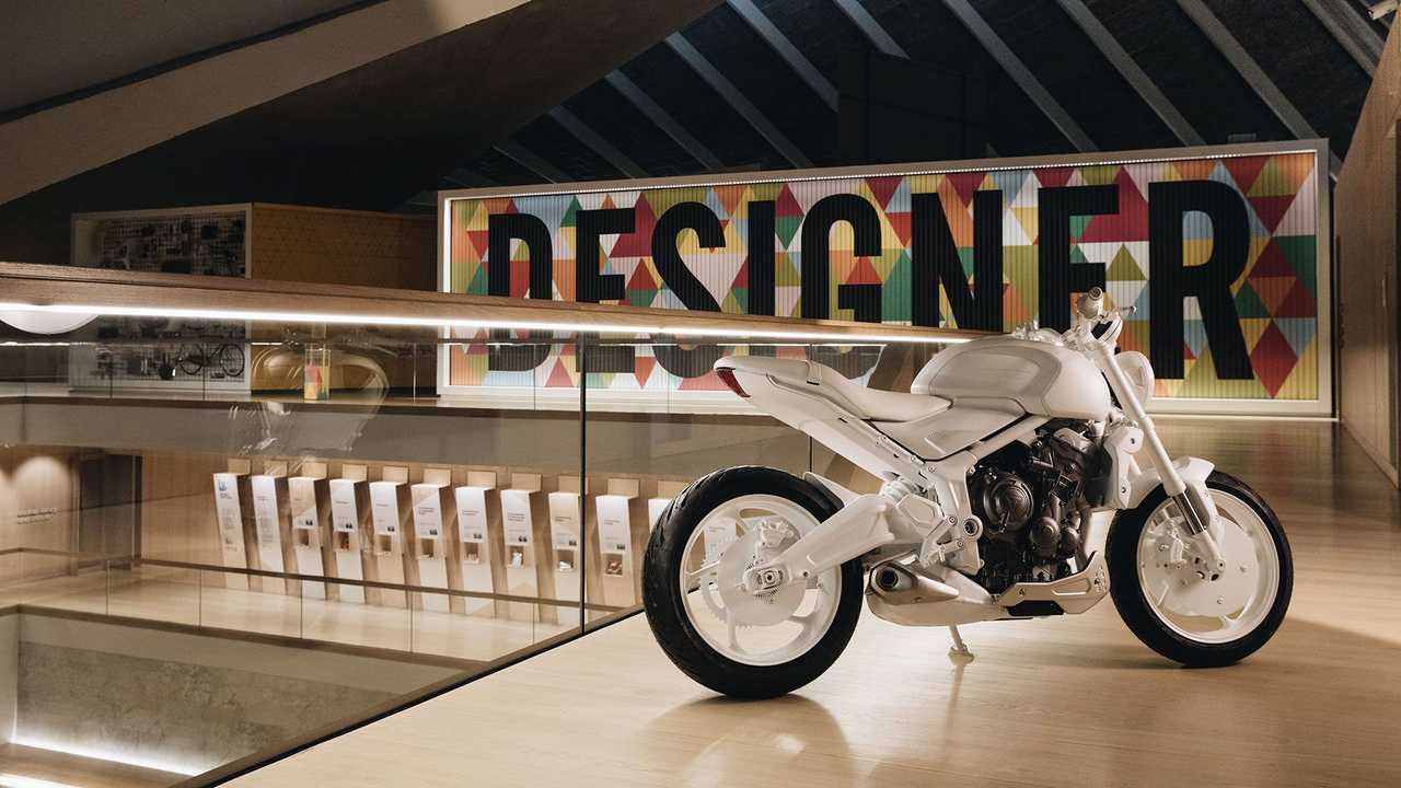 Triumph Trident Prototype, Museum, 3/4 Right Back