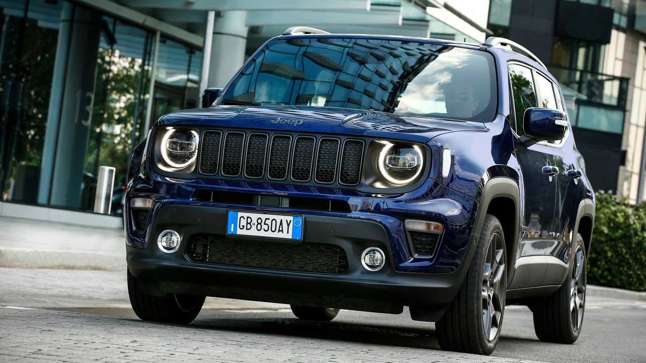 https://cdn.motor1.com/images/mgl/EjmoM/s3/jeep-renegade-4xe.jpg