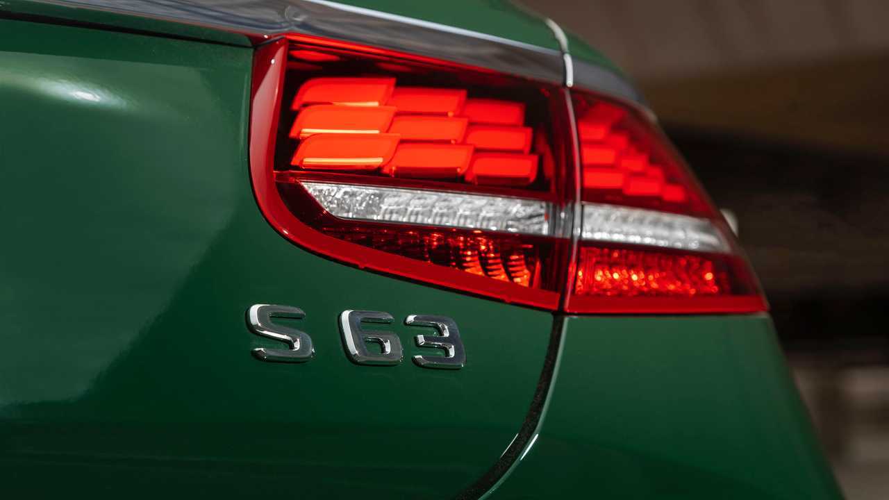 Mercedes-Benz S63 Cabriolet: Designo Manufaktur Verde Sfondo