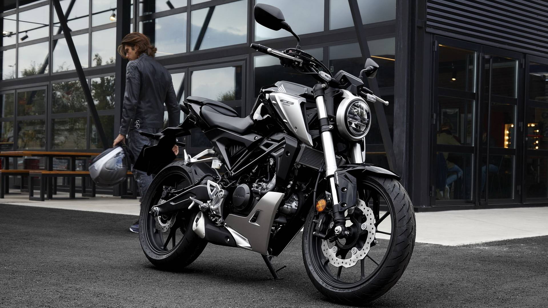 Honda CB125R 2018, la pequeña de la gama ‘Neo Sports cafe’